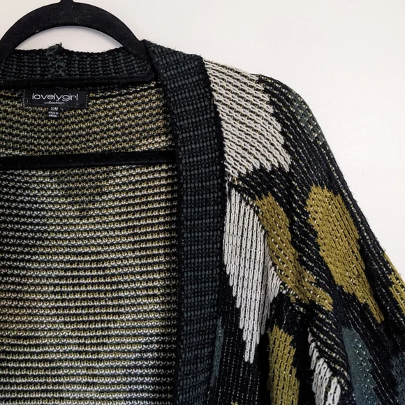 Patterned Open-Front Cardigan Sweater - Picture 2 of 6